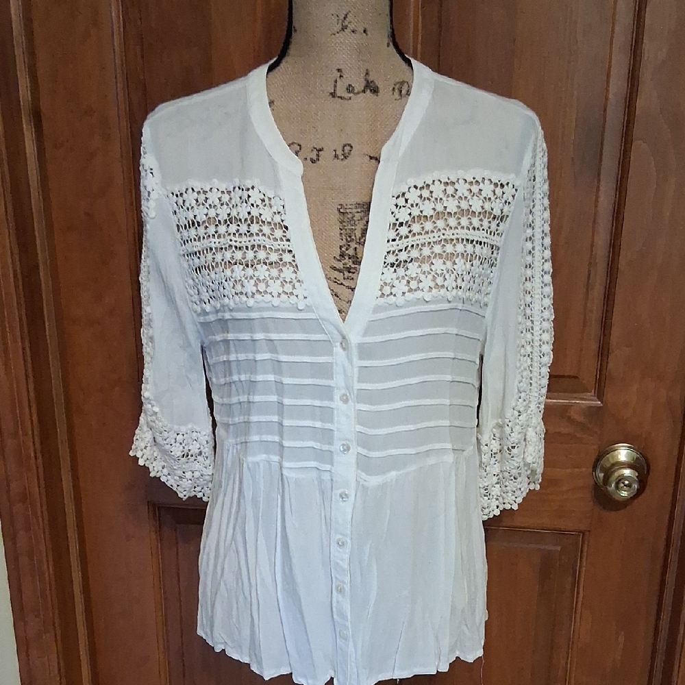 American Rag White Lace Women's Top, VGUC